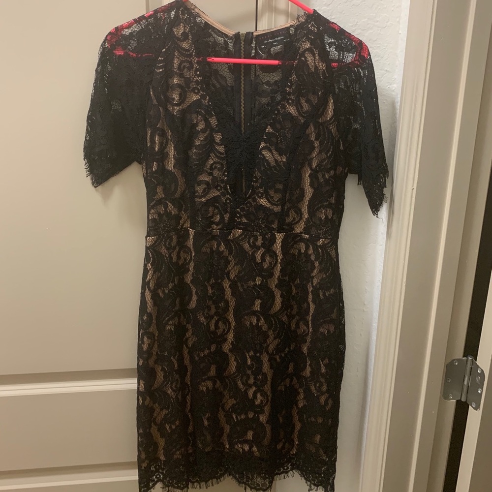 Black and Nude Dress Forum Dress, size Large